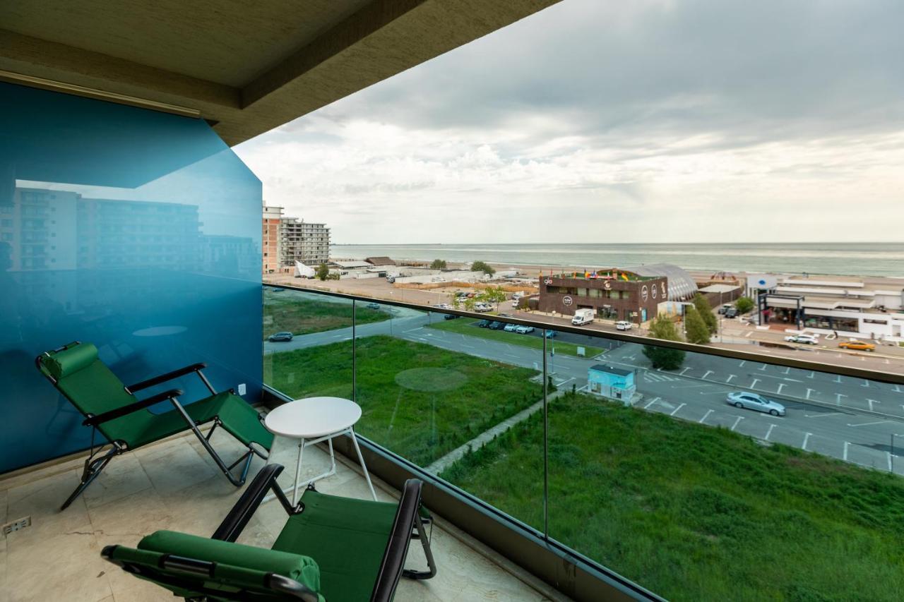 North Club Apartments II Mamaia Bagian luar foto