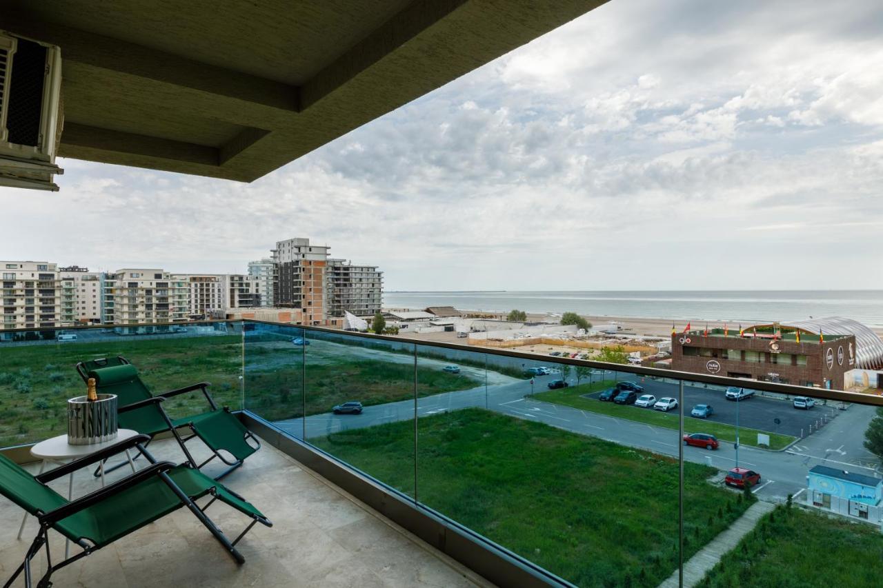 North Club Apartments II Mamaia Bagian luar foto