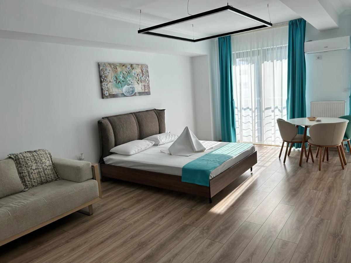 North Club Apartments II Mamaia Bagian luar foto