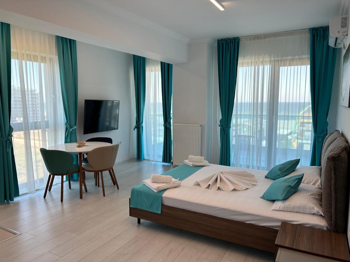 North Club Apartments II Mamaia Bagian luar foto